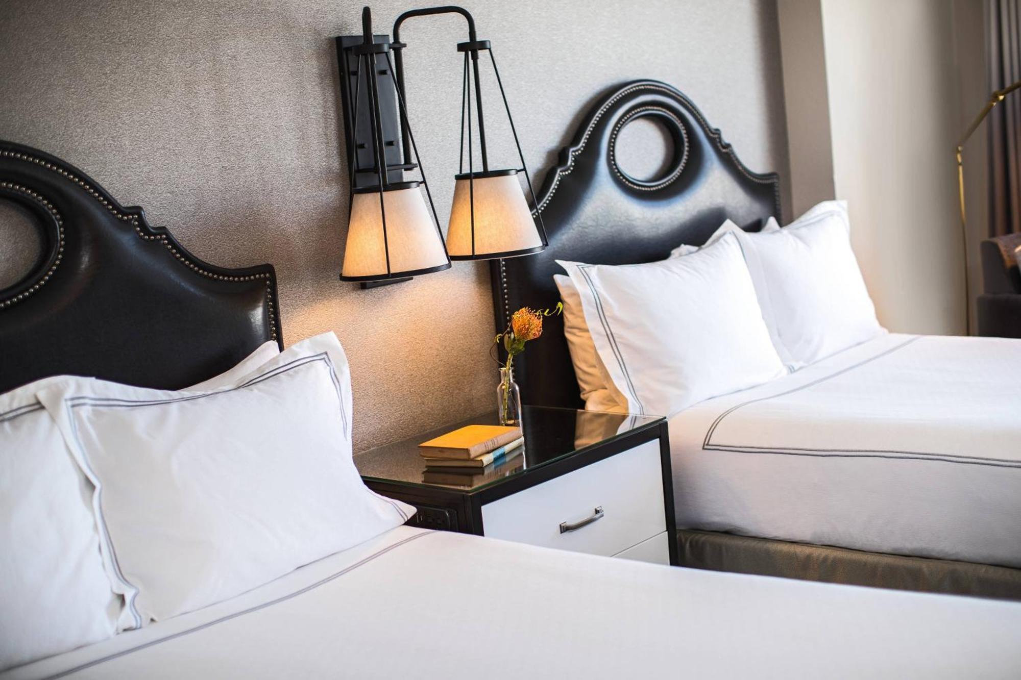 The Lindy Renaissance Charleston Hotel Экстерьер фото